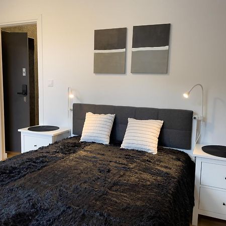 Urban Apartments Premium No 3, Free Private Parking, Self Check-In Хожов Екстериор снимка