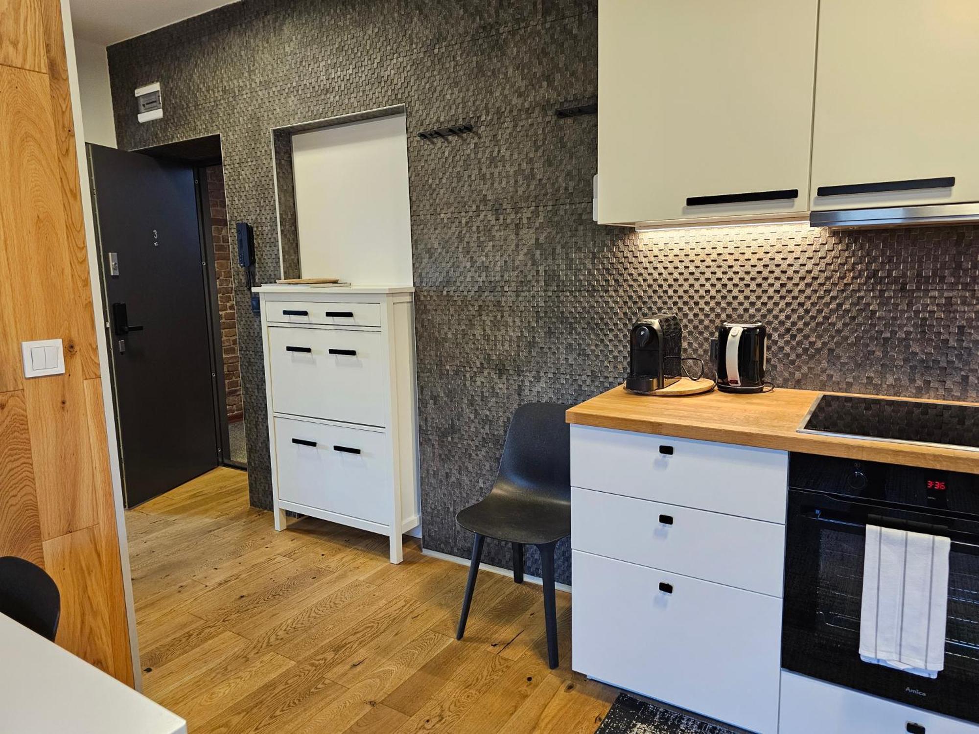 Urban Apartments Premium No 3, Free Private Parking, Self Check-In Хожов Екстериор снимка
